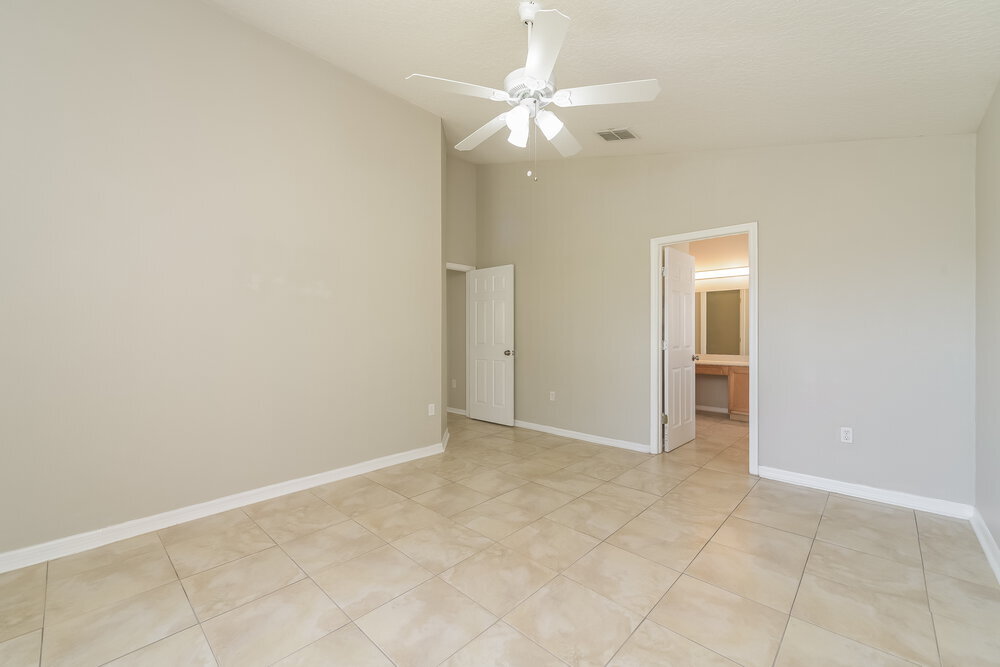 Building Photo - 133 Thornbury Dr