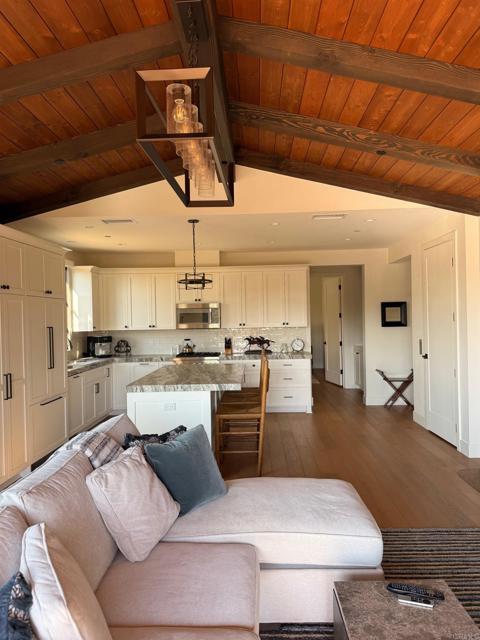 Building Photo - 6138 Paseo Delicias