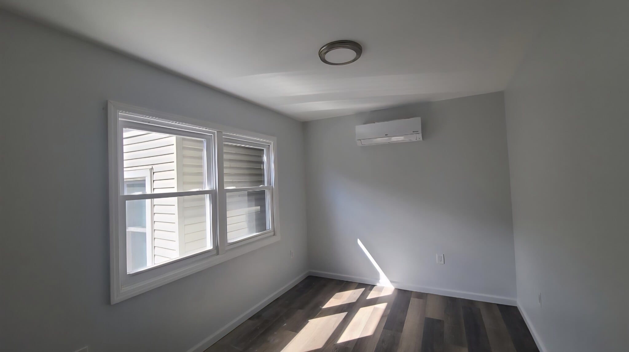 Building Photo - 150 New York Ave