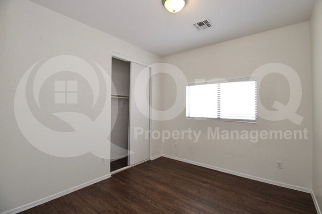 Building Photo - 2839 W Allens Peak Dr