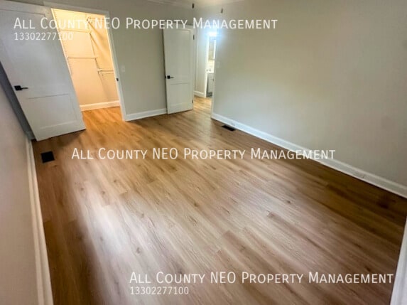 Building Photo - 700 Lafayette Dr