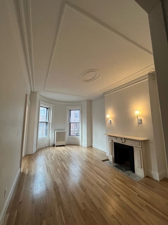 Building Photo - 7 Brimmer St