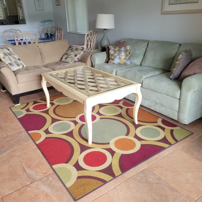 Building Photo - 5150 Willow Links