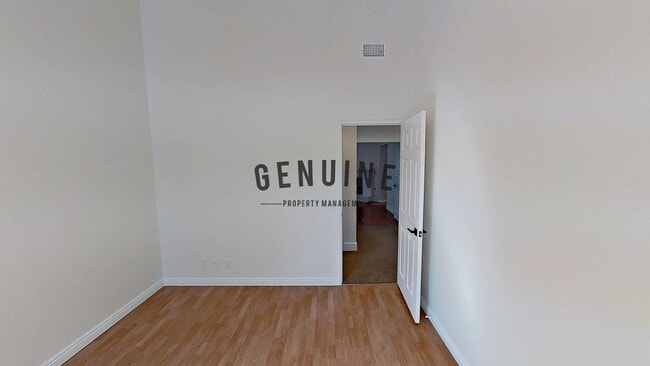 Building Photo - Move-in Special: $500 off 1st Month’s Rent on this Spacious 2 Story 3Bd 2.5Ba Townhome