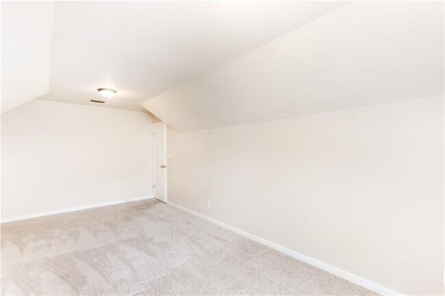 Building Photo - 919 Bridgegate Dr NE