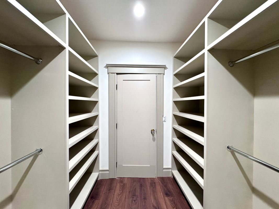 Building Photo - 2180 W 31st St