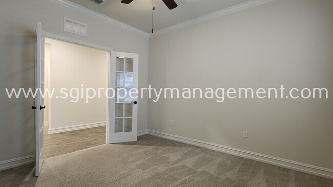 Building Photo - 3621 Brahman Ct