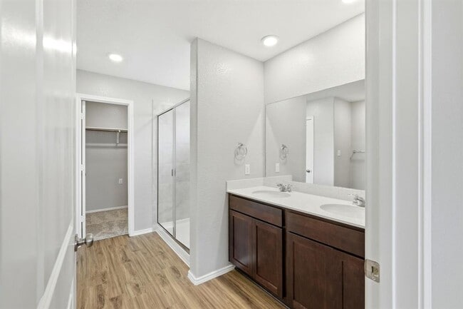 Building Photo - 1001 Bluejack Wy