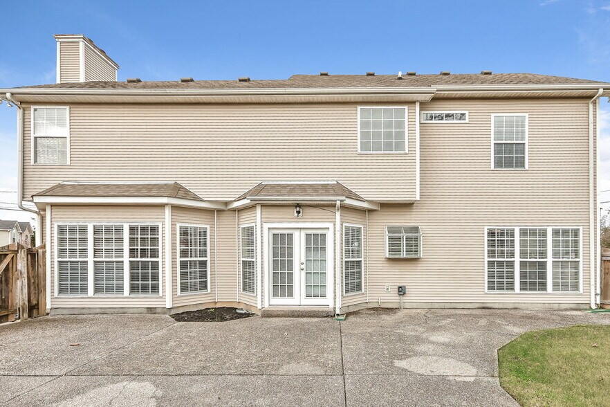 Building Photo - 601 Mable Dr