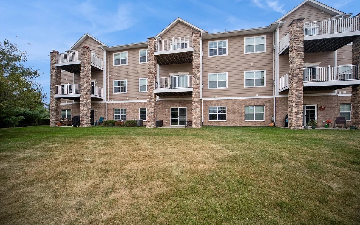 Building Photo - 8350 Ep True Pky