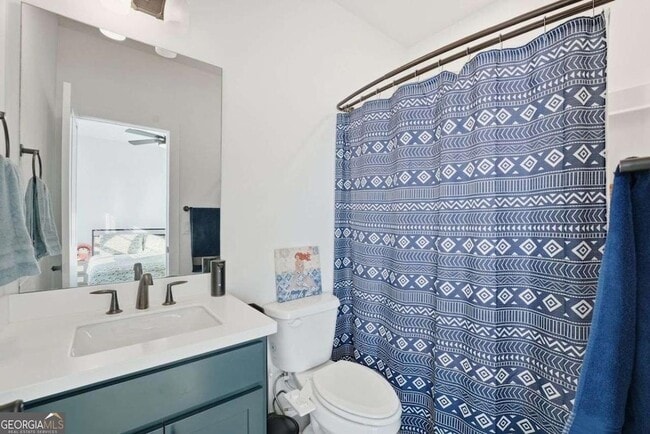 Building Photo - 415 Oakleigh Ave