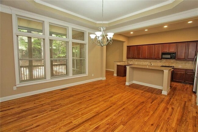 Building Photo - 3029 Woodwalk Dr SE