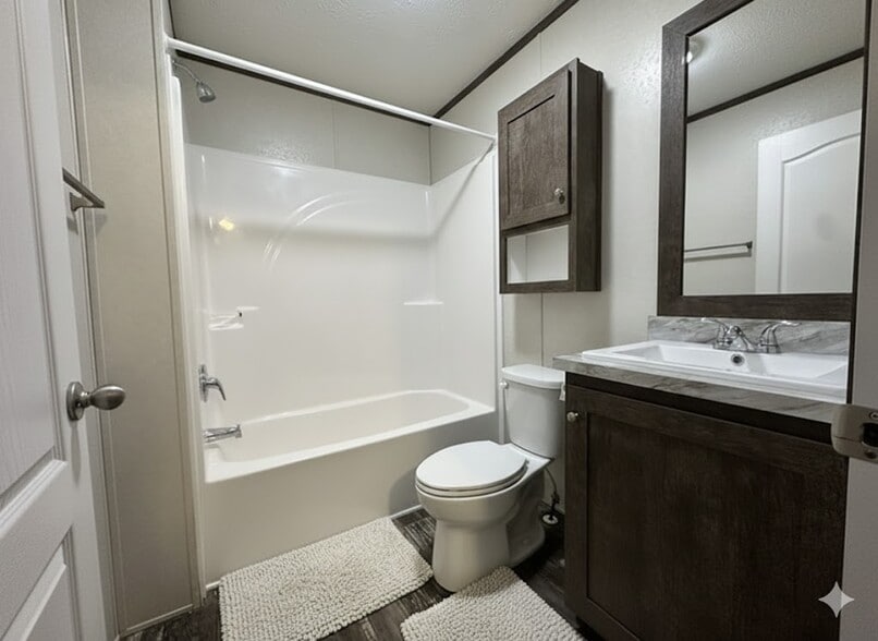 Building Photo - 26 Bing St N