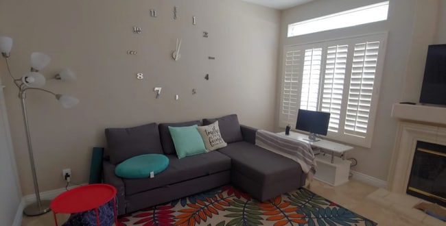 Building Photo - 27 Pso Del Sol