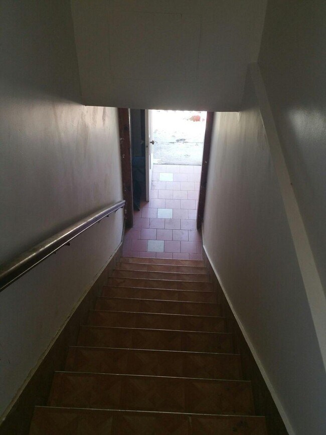 Building Photo - 12 Backman Ave