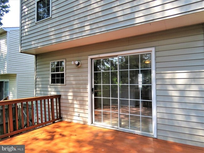 Building Photo - 7526 Mattingly Ln