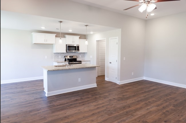 Building Photo - 480 Ayden Ln