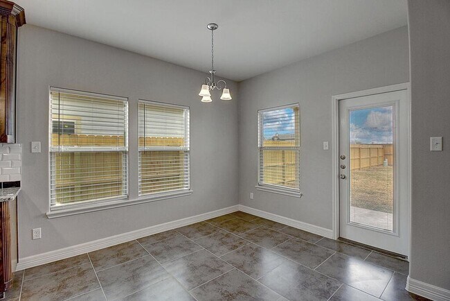 Building Photo - 7530 Sable Creek Dr