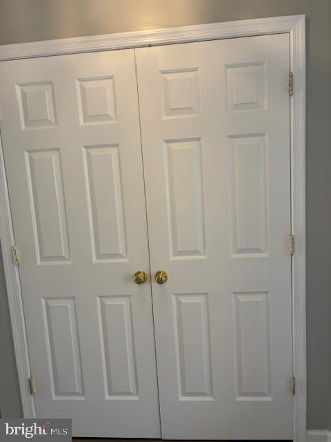 Building Photo - 4258 Normandy Ct