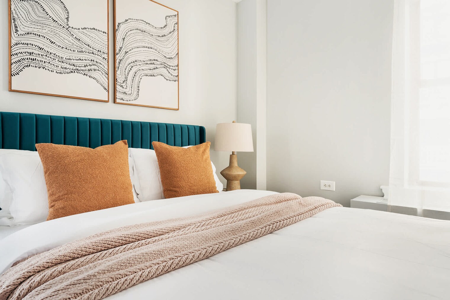 Building Photo - 234 W 73rd St