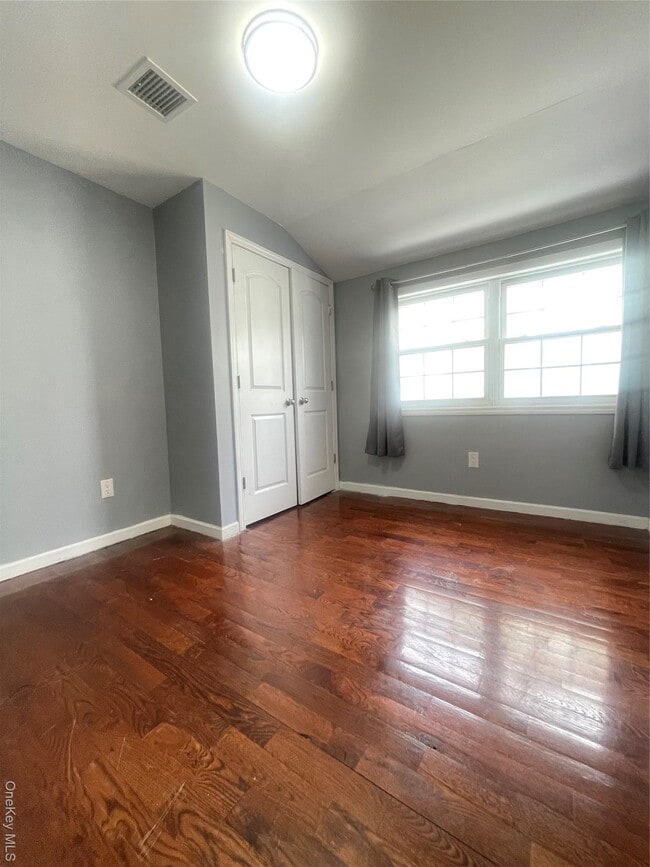 Building Photo - 114-36 175th St