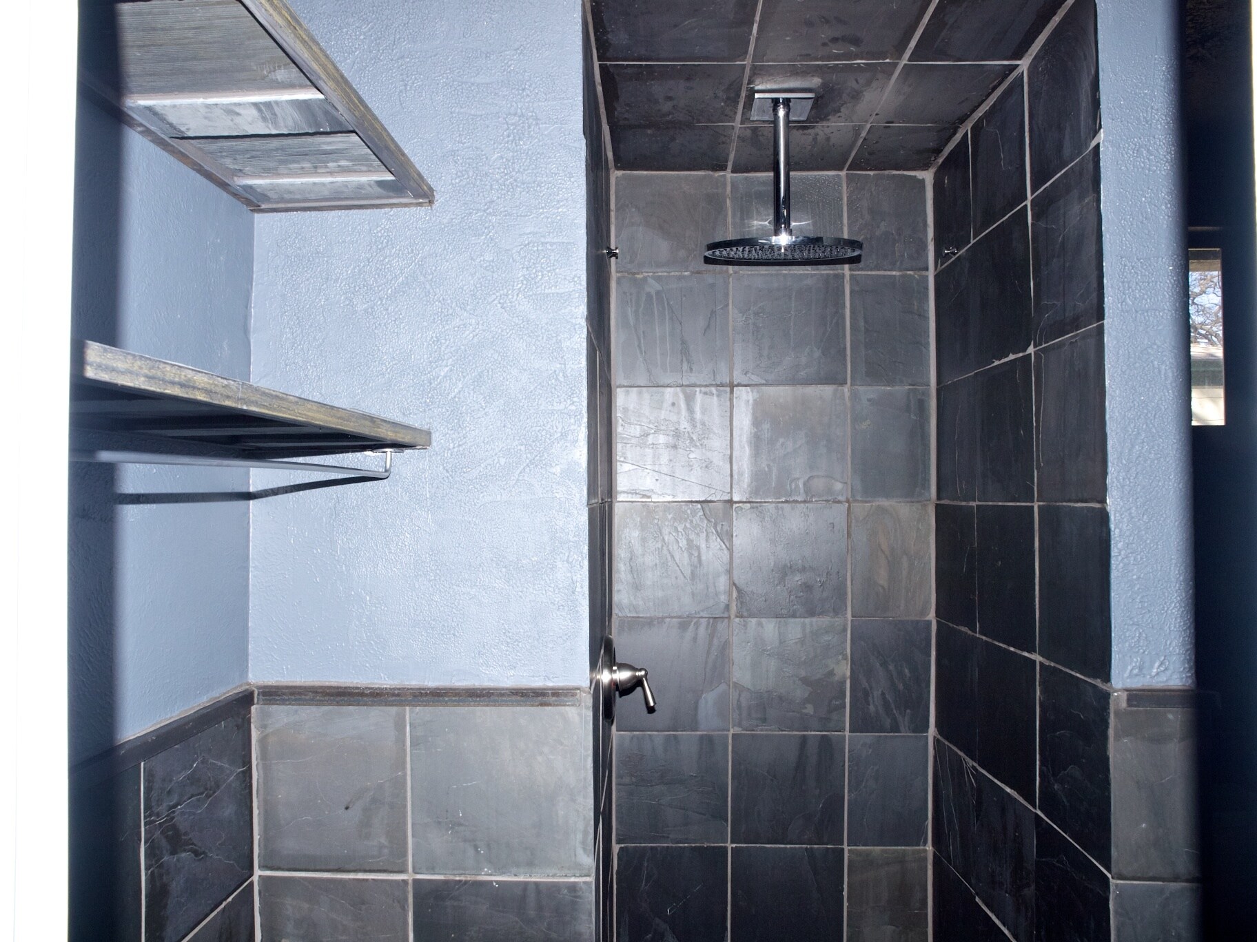 bathroom - 3907 Willbert Rd