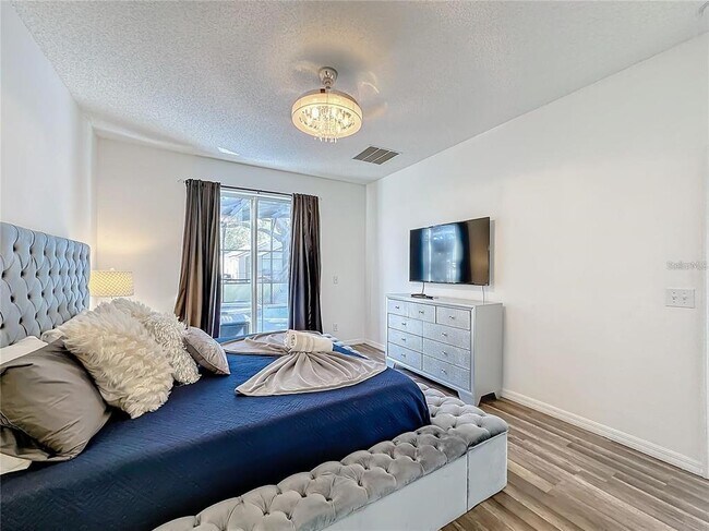 Building Photo - 2719 Lido Key Dr