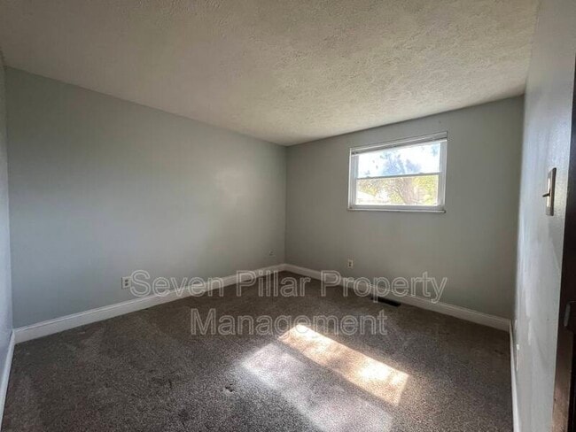 Building Photo - 1413 Caldwell Pl