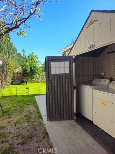 Building Photo - 1111 Fairview Dr