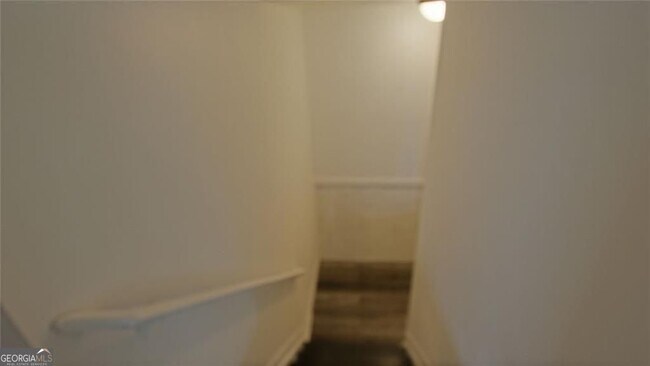 Building Photo - 9195 Hannahs Crossing Dr