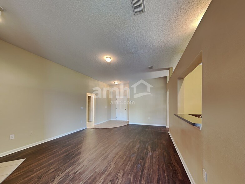 Building Photo - 81 Marisco Way