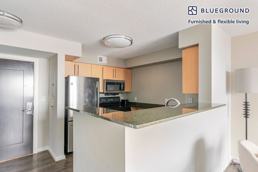 Building Photo - 4835 Cordell Ave