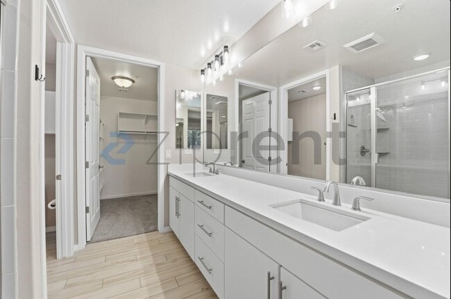 Building Photo - 250 W Queen Creek Rd