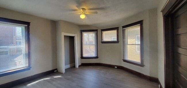 Building Photo - 1527 Dixmont Ave