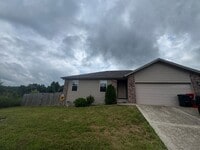 Building Photo - 16258 Hailey Ln