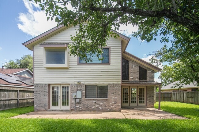 Building Photo - 2206 Greencove Ln