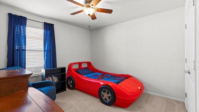 Building Photo - 600 Planters Pass