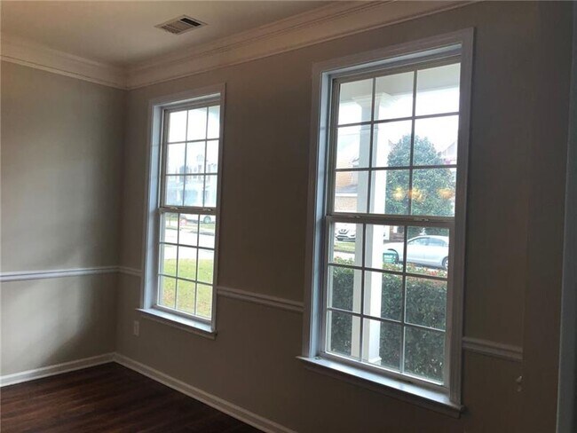 Building Photo - 3347 Drayton Manor Run