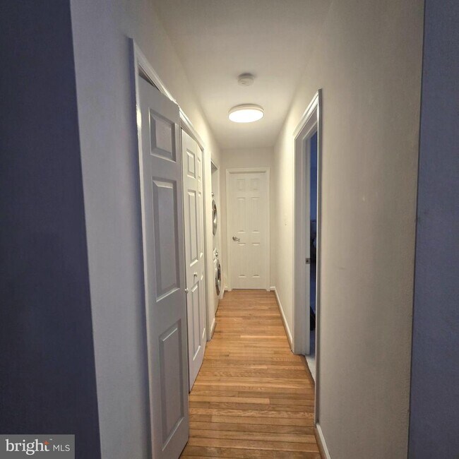 Building Photo - 3336 Spring Ln