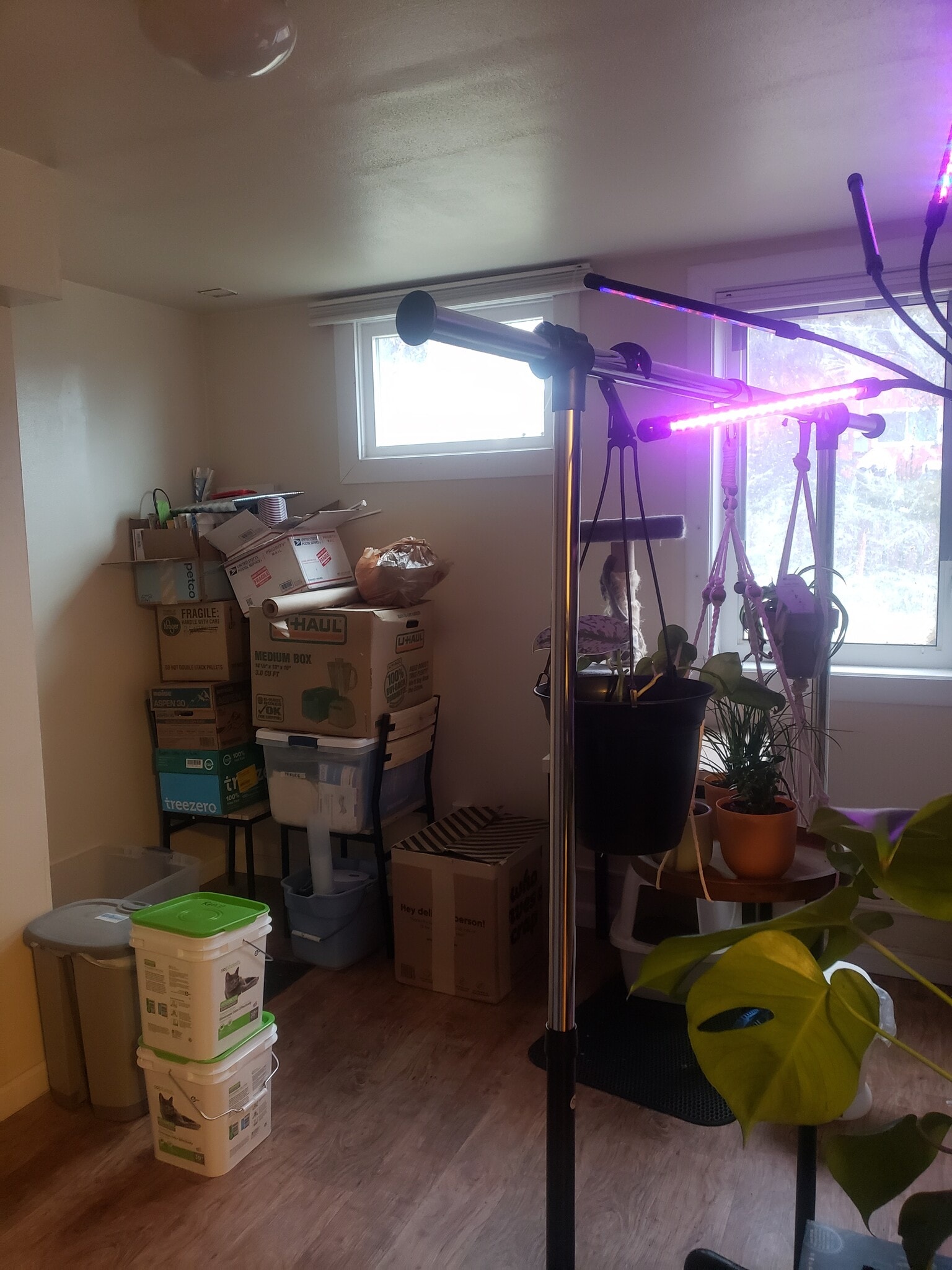 Building Photo - 1358 NW Hall Dr