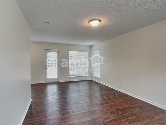 Building Photo - 13316 Woodland Farm Dr