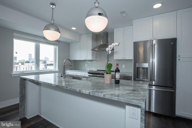 Building Photo - 817 N 20th St