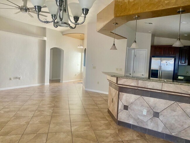 Building Photo - 7324 Vista De Sobre Dr