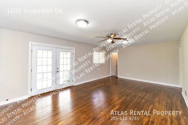 Building Photo - 1608 Hideaway Dr