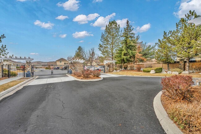 Building Photo - 3526 Heron's Cir