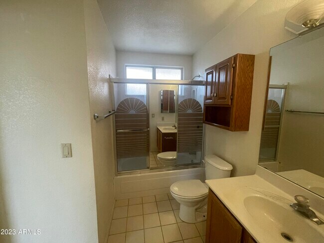 Building Photo - 2915 E Amber Ridge Way