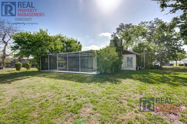 Building Photo - 1370 Palmwood Dr