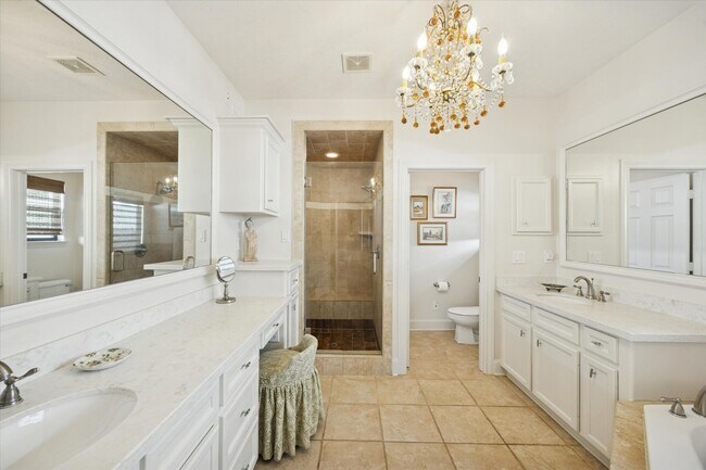 Building Photo - 2643 Westgate Dr