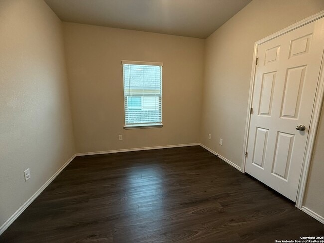Building Photo - 9212 Canyon Bnd