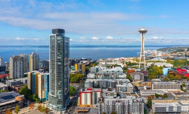 Building Photo - Modern Spire Condo with Space Needle Views in Belltown